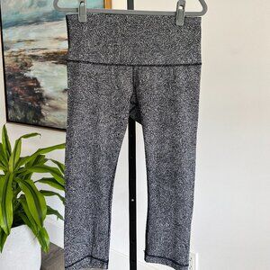 Lululemon Wunder Under Crop Leggings